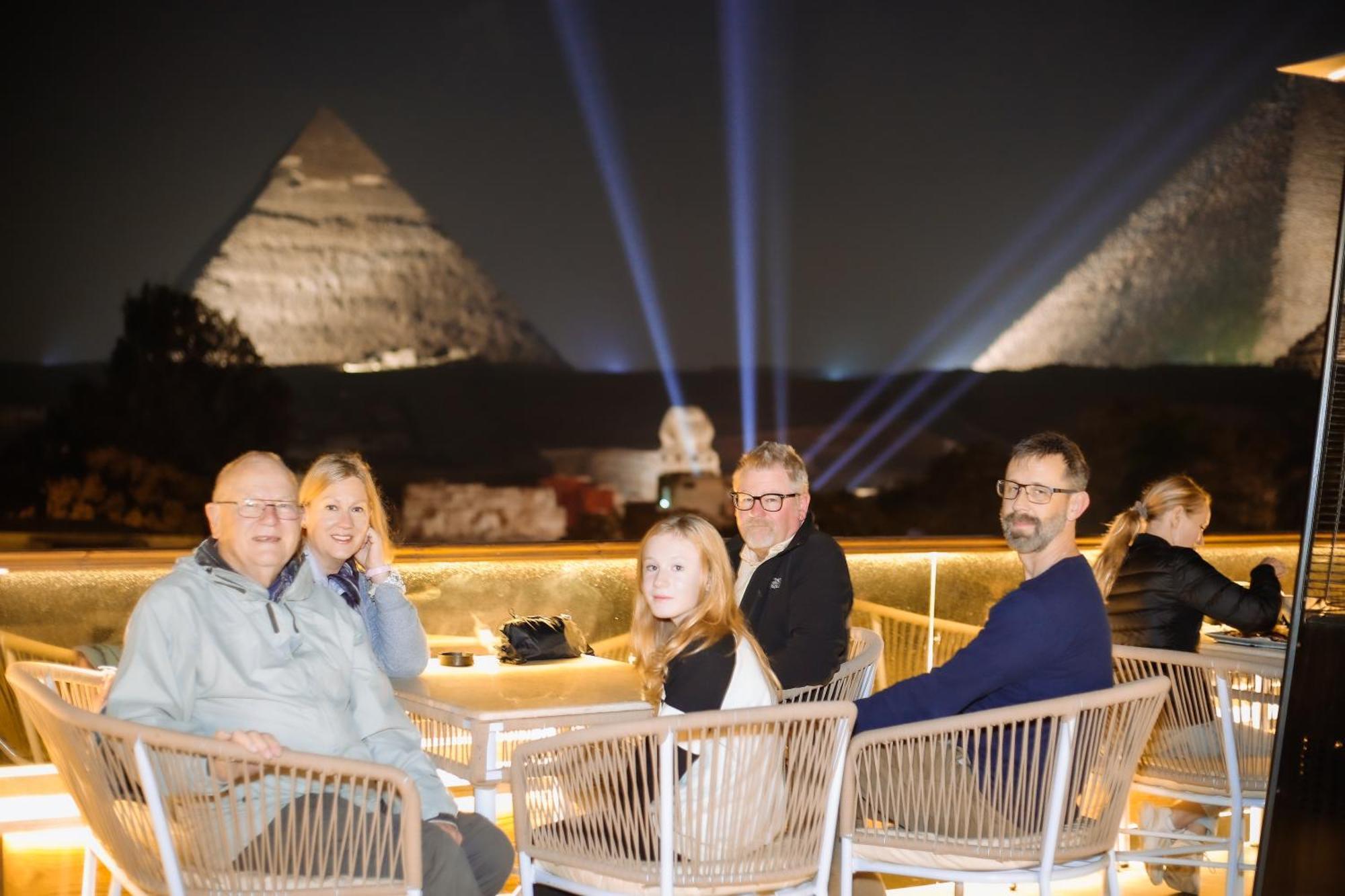 Tree Lounge Pyramids View Inn , Sphinx Giza Kafret el-Gabal Zewnętrze zdjęcie
